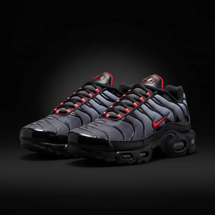 Air Max TN Plus Drácula em foto de estúdio